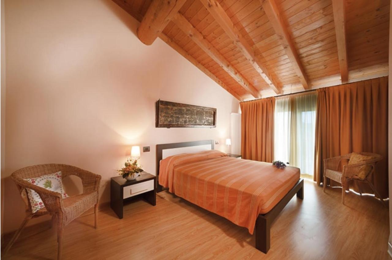 Aparthotel La Casa Del Nonno à Monzambano Extérieur photo
