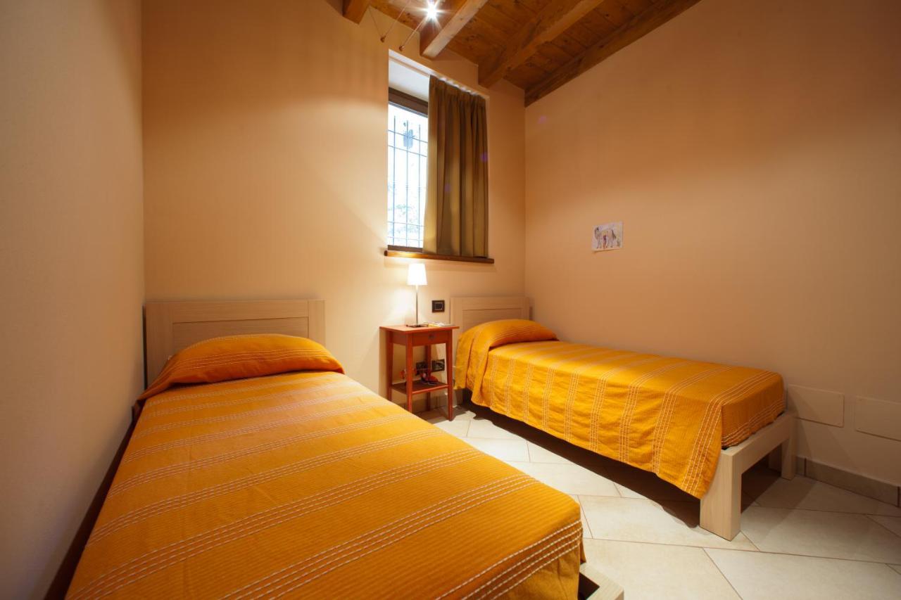 Aparthotel La Casa Del Nonno à Monzambano Extérieur photo